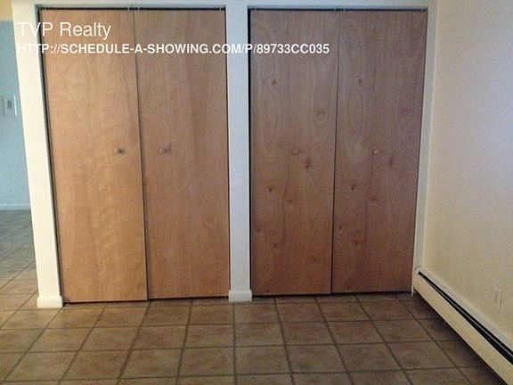4th image of 4240 Princess Anne Ct APT 4