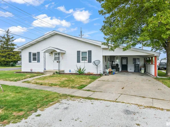 379 W Hill St, Virden, IL 62690