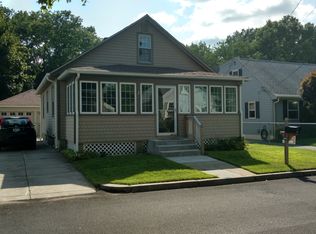 58 Delway Rd, Cranston, RI 02910
