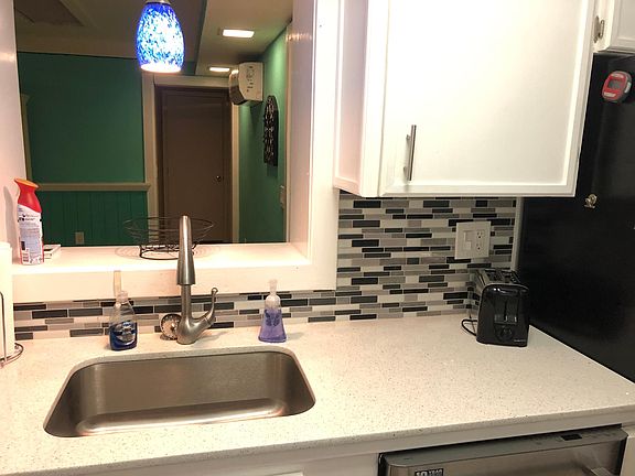 5th image of 5613 17th Ave S