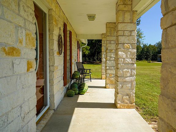 2nd image of 1801 County Road 4244