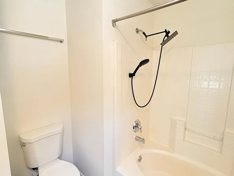 10 Broadland Cir — Photo 13