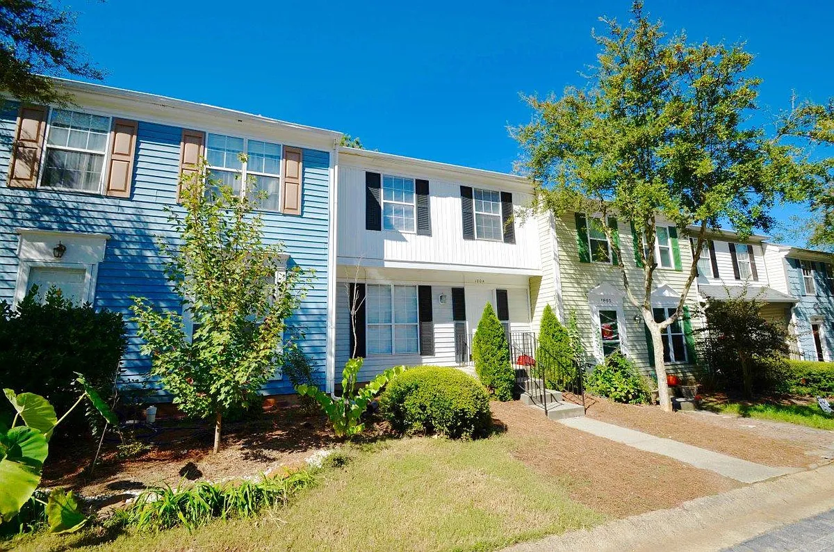 Building Photo - 1804 Queen Anne Ct