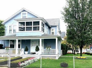 10 Henry St, Norwalk, CT 06854