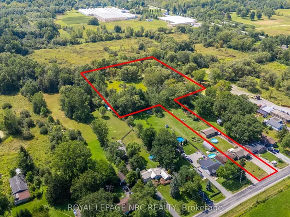 2499 Port Robinson Rd, Thorold, ON L3B 5N5