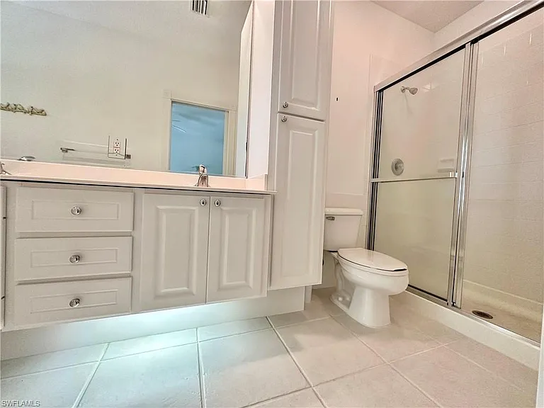 6182 Towncenter Cir — Photo 12