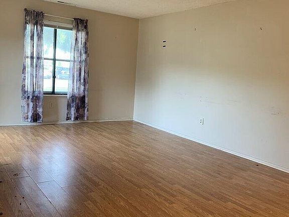 5th image of 34 Northrup Drive #193
