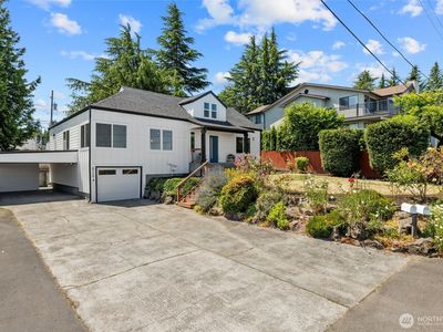 8739 S 113th Street, Seattle, WA, 98178