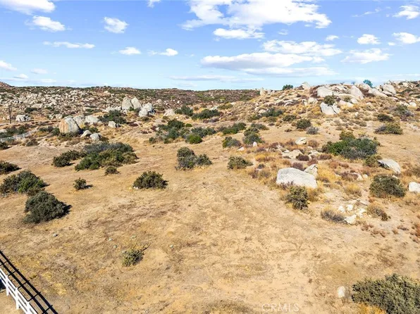 43821 Soaring Hawk Rd #2, Aguanga, CA 92536