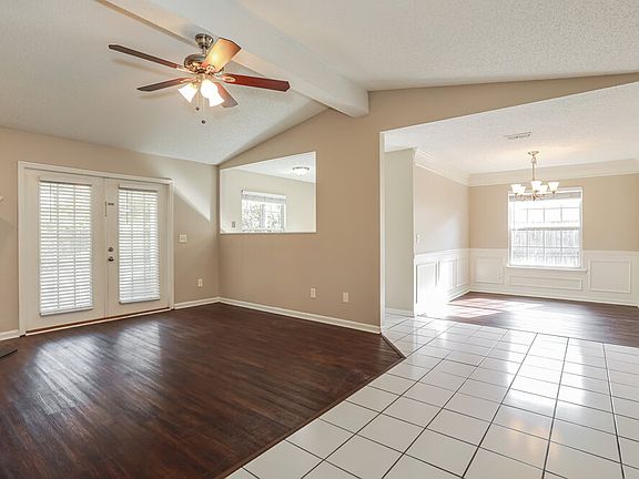 4th image of 8051 Mactavish Way W