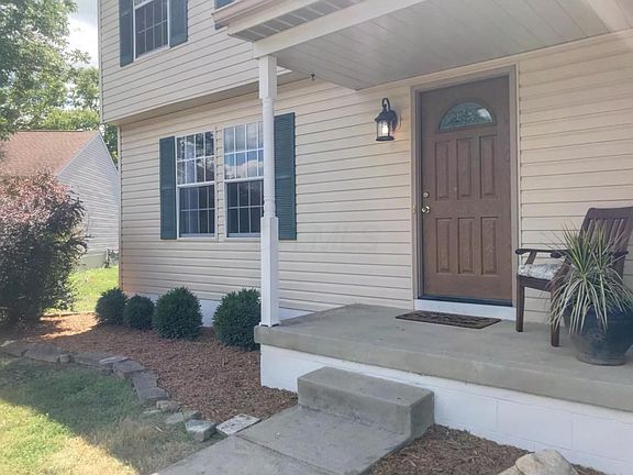 3rd image of 497 Buckingham Ct