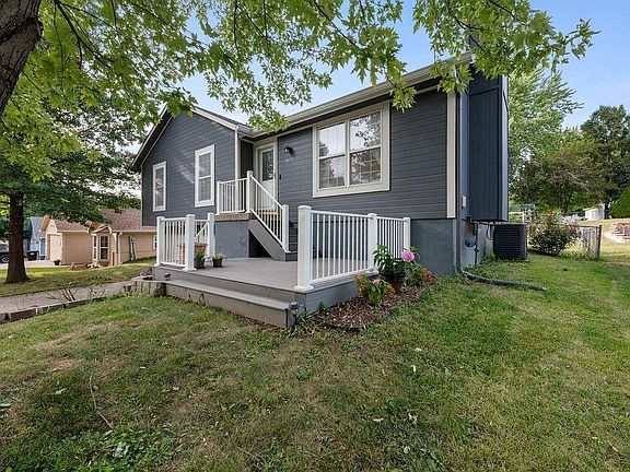 4th image of 18316 E 24 Highway Cir