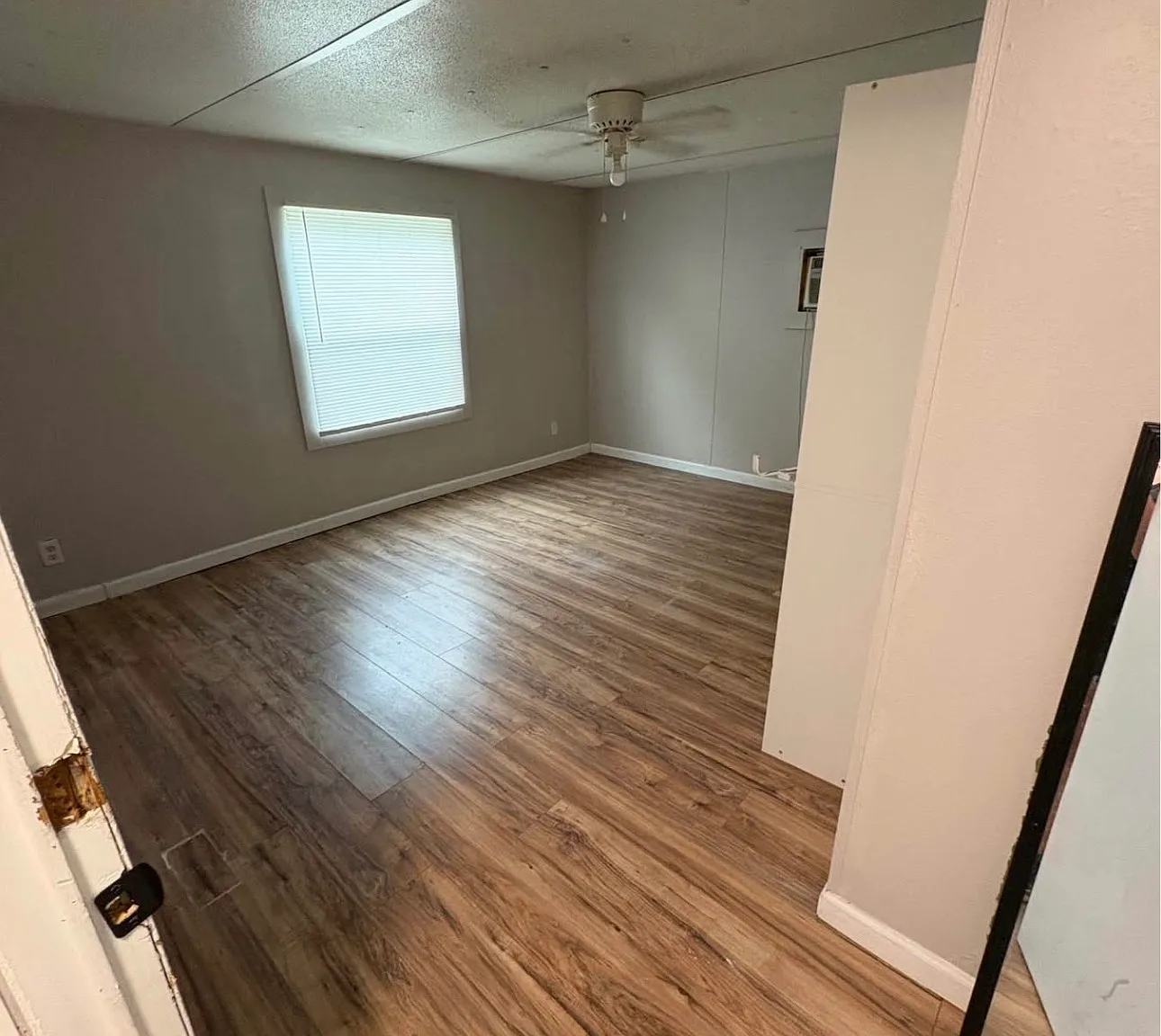 2 bed, 1.5 bath, 980 sqft, $1,200 — Photo 4