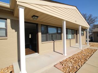 138 Old Ballwin Rd APT C, Ballwin, MO 63021