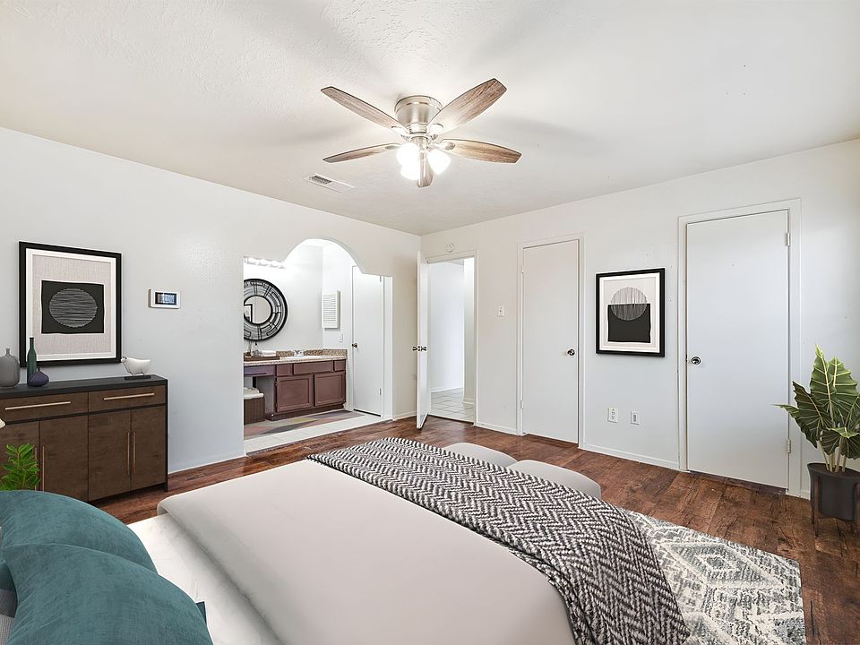 1st image of 16714 Quail View Ct