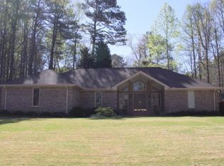 5864 Pro Dr, Peachtree Corners, GA 30092
