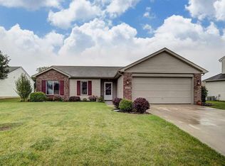 304 Willard Dr, Auburn, IN
