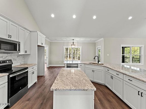 5th image of 118 Elokwa Way