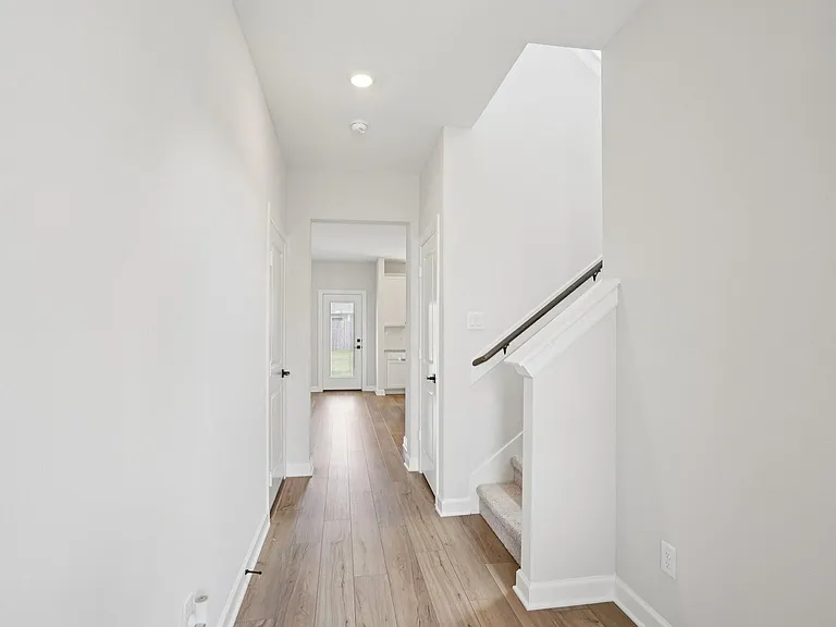 1006 Whispering Winds Dr — Photo 10