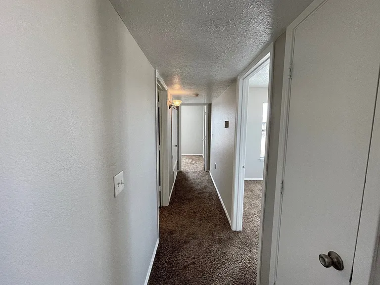 Crescent Ridge — Photo 15