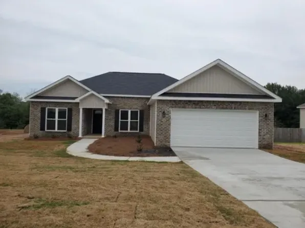 210 Gibson Cir, Kathleen, GA 31047
