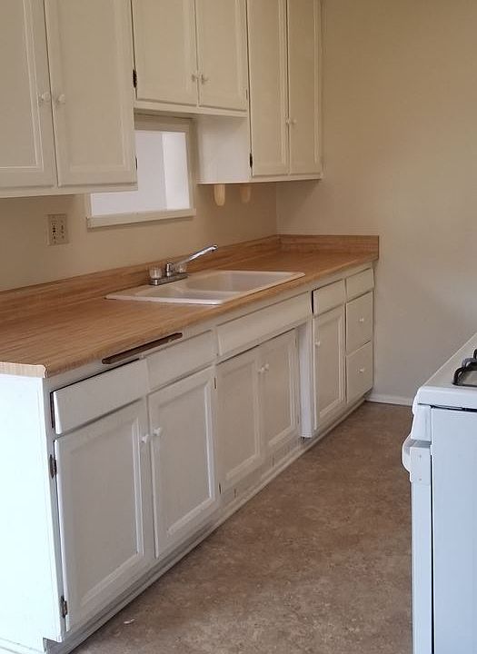 1st image of 244 E Vernon St APT 6