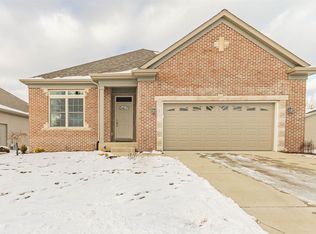 18099 Cloverleaf Dr, South Bend, IN