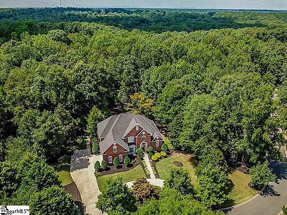 3rd image of 109 Sleepy Hollow Ln