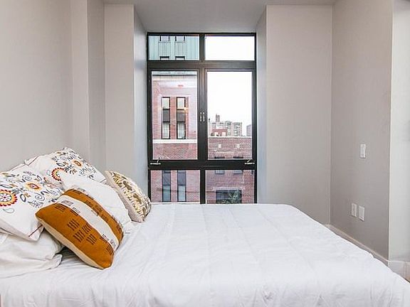 4th image of 185 Leonard St #12A