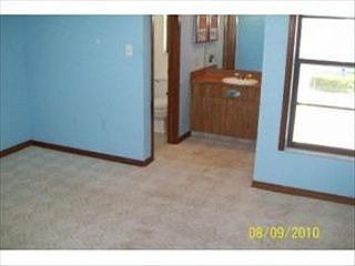 5th image of 428 Sailfish Ave #10