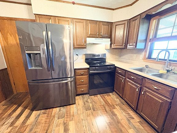 3rd image of 147 Ellison School Rd