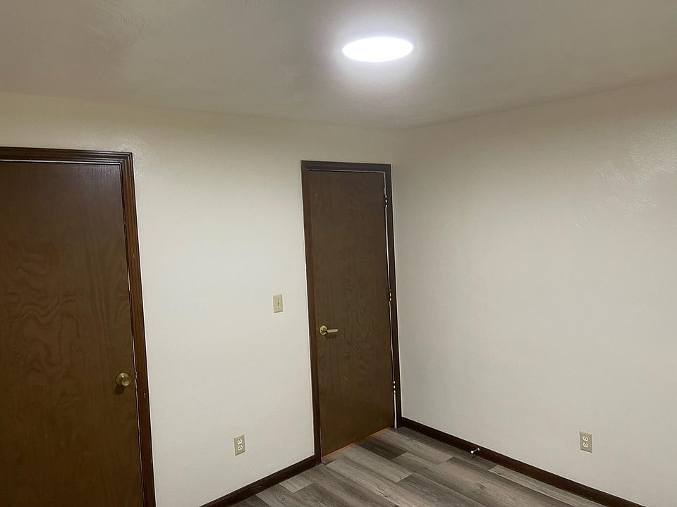 1st image of 341 Kendall Ave #6