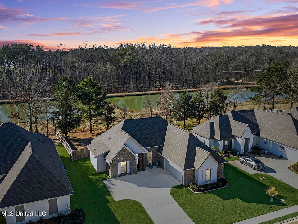 1st image of 169 Shore View Dr