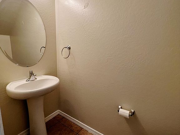 5th image of 41170 W CAPISTRANO Drive