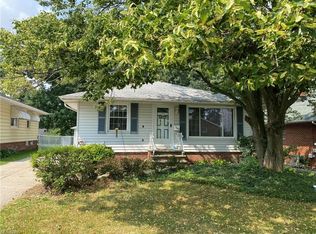 5600 Cumberland Dr, Garfield Heights, OH
