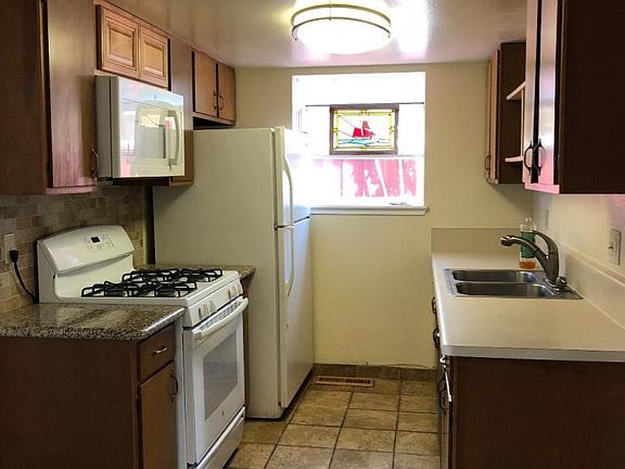 5th image of 618 Atri Ct