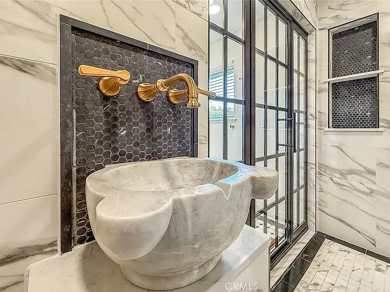 3301 Blue Ridge Ct — Photo 49