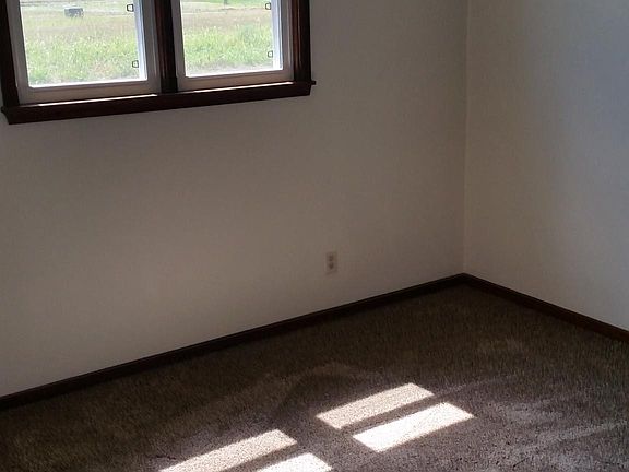 5th image of 318 E Van Dorn St APT 5