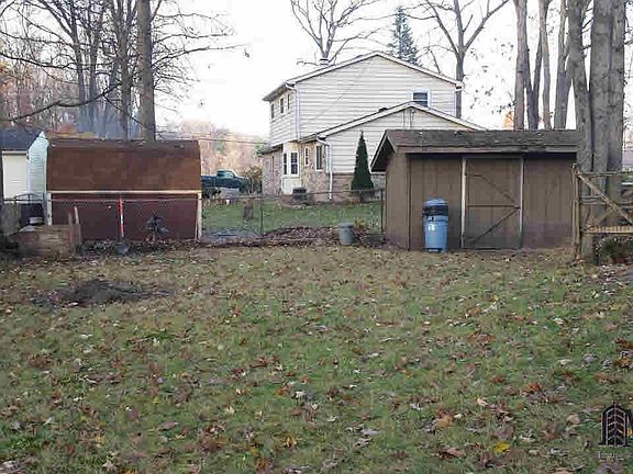 5th image of 8151 Brentwood Ln