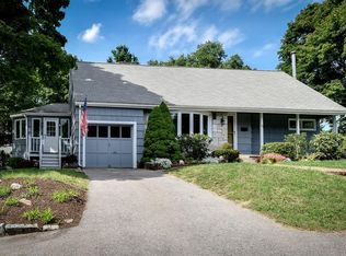 23 Strawberry Hill Rd, Natick, MA 01760