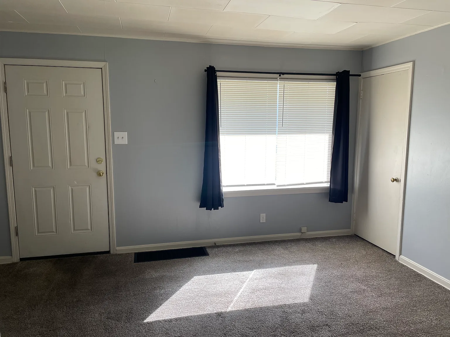 1 bed, 480 sqft, $875 — Photo 4