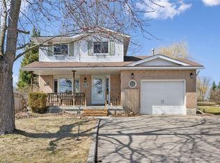 98 Old Maple Ln, Kitchener, ON