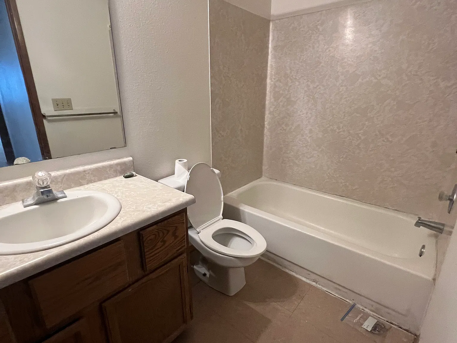 2 bed, 1192 sqft, $1,700 — Photo 4