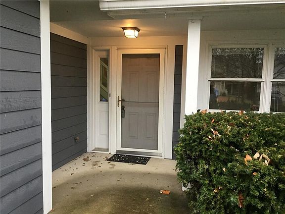 4th image of 8036 River Bay Dr E