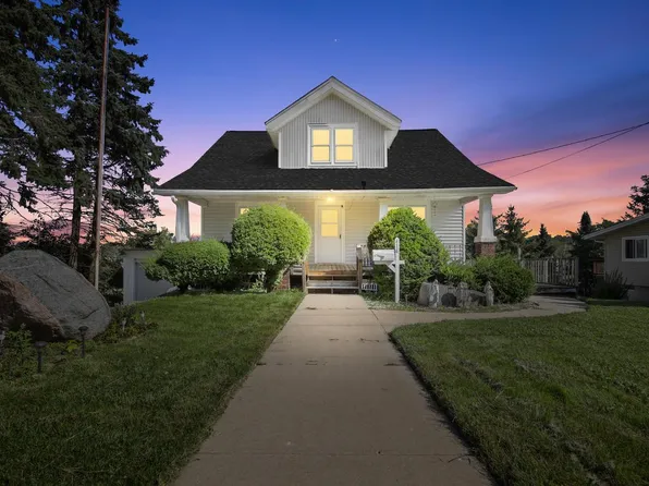 414 River DRIVE, West Bend, WI 53090