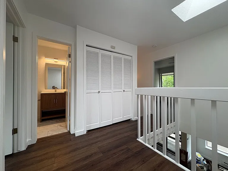 208 Pearl St #I — Photo 10