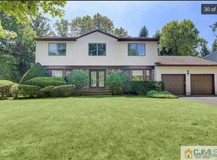 19 Constitution Ct, East Brunswick, NJ