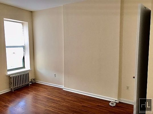 3rd image of 315 E 119th St #4