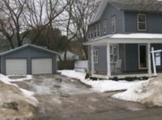 900 E Centerway St, Janesville, WI 53545