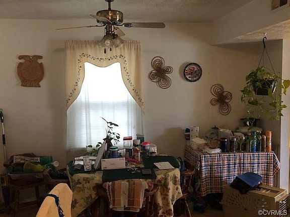 4th image of 825 Foxpaw Dr